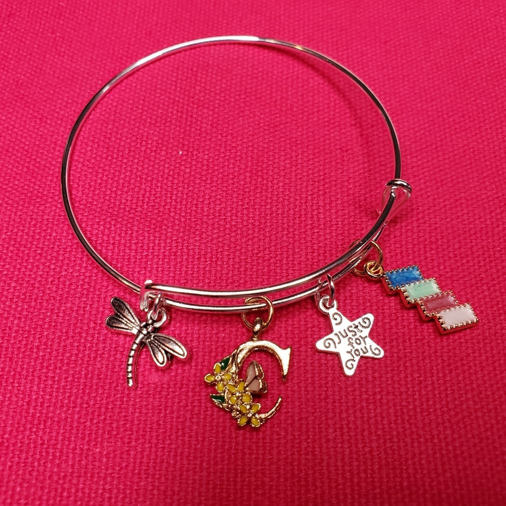 Handmade Expandable Silver Bangle with Letter C charm.